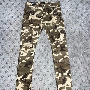 M. Society Mens Double Knee Green Camo  Hunting Pants Size 36X32 Skinny Fit